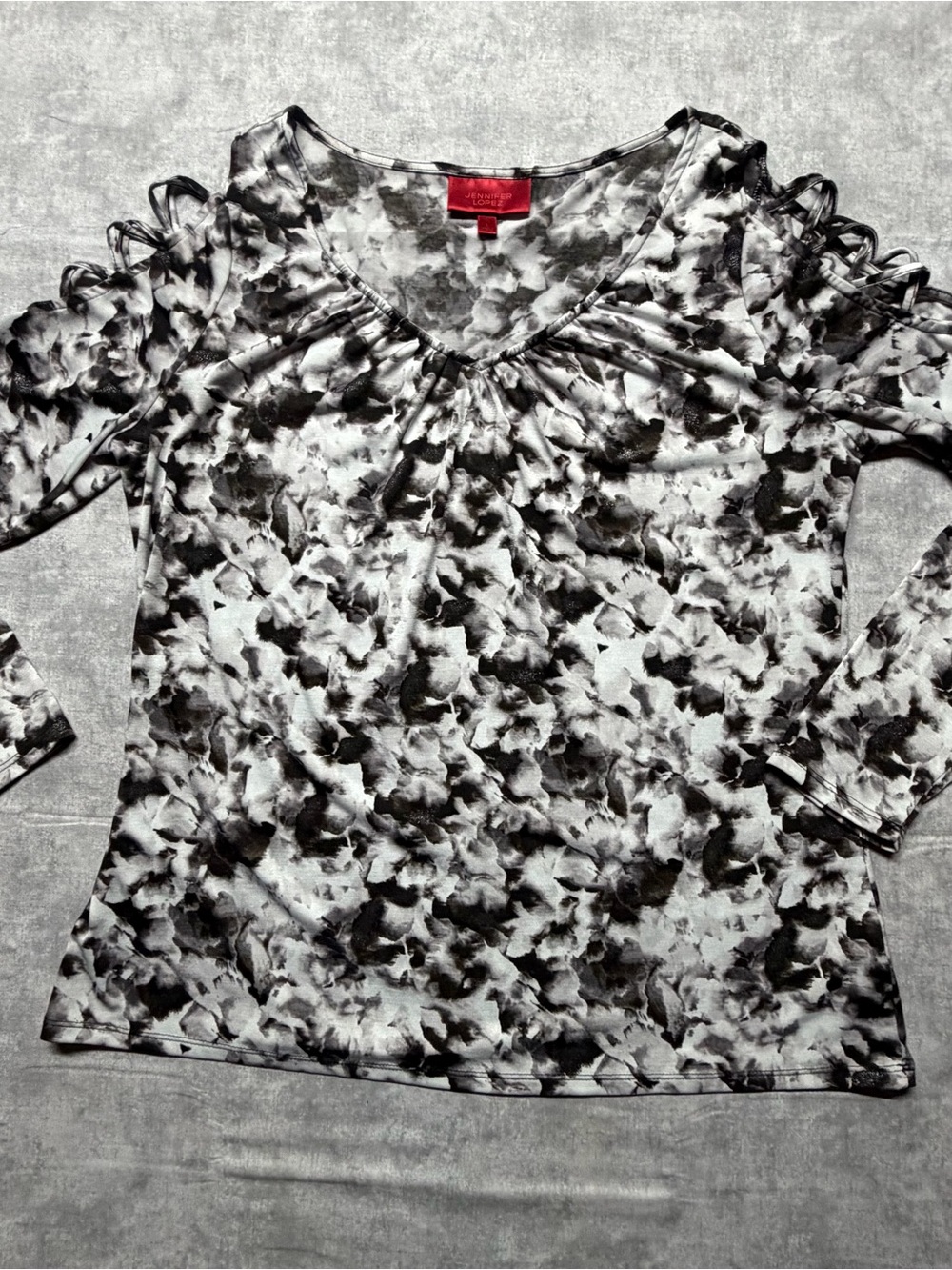 Jennifer Lopez Black & White Floral Lace-Up Shoulder Long Sleeve Top